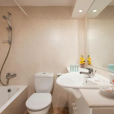 Apartment Resitour - Limnaria Gardens Paphos